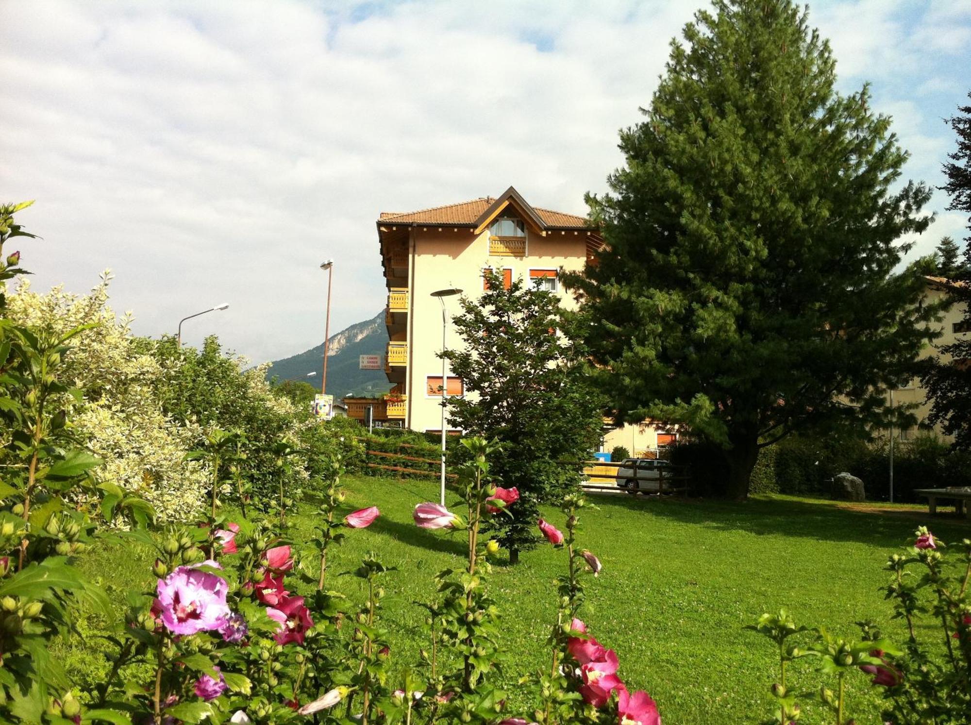 Hotel Dolomiti Vattaro Exterior photo