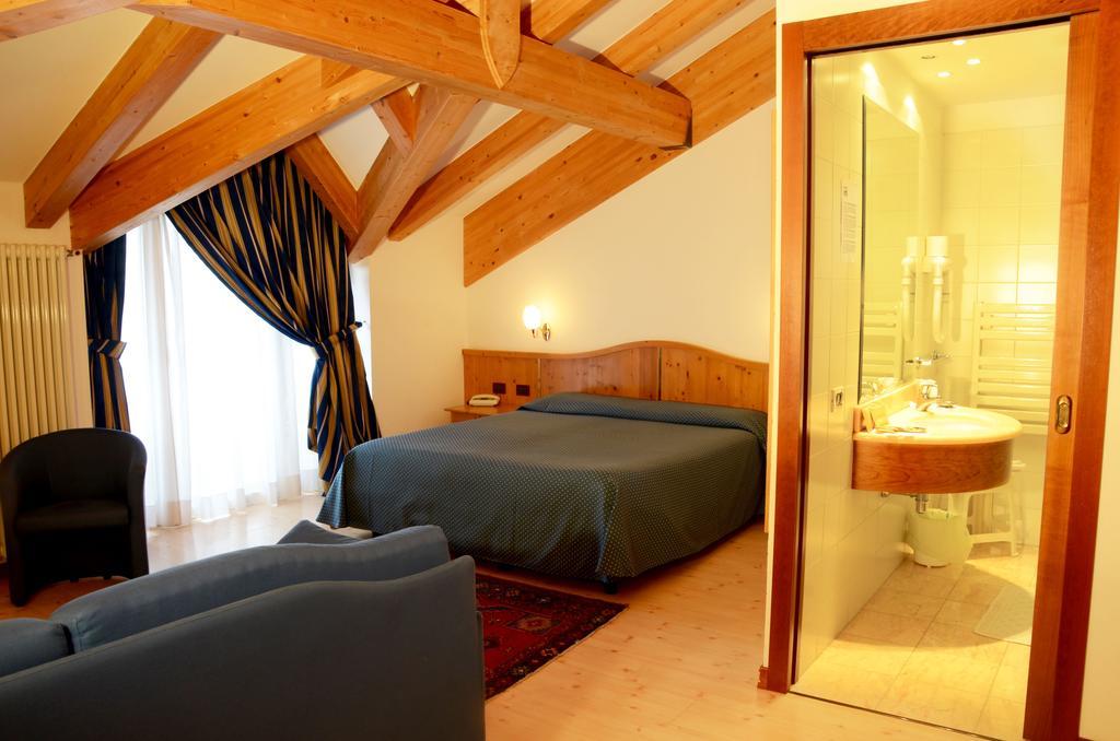 Hotel Dolomiti Vattaro Exterior photo