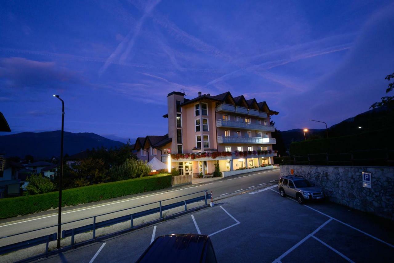Hotel Dolomiti Vattaro Exterior photo